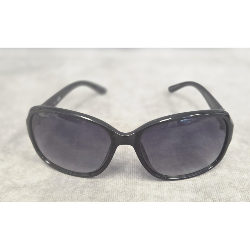 Foster Grant Black Sunglasses